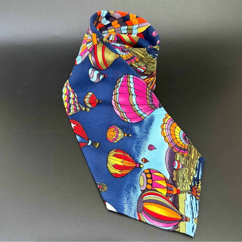 Vintage NICOLE MILLER Colorful Hot Air Balloons 100% Silk Men’s Tie Necktie